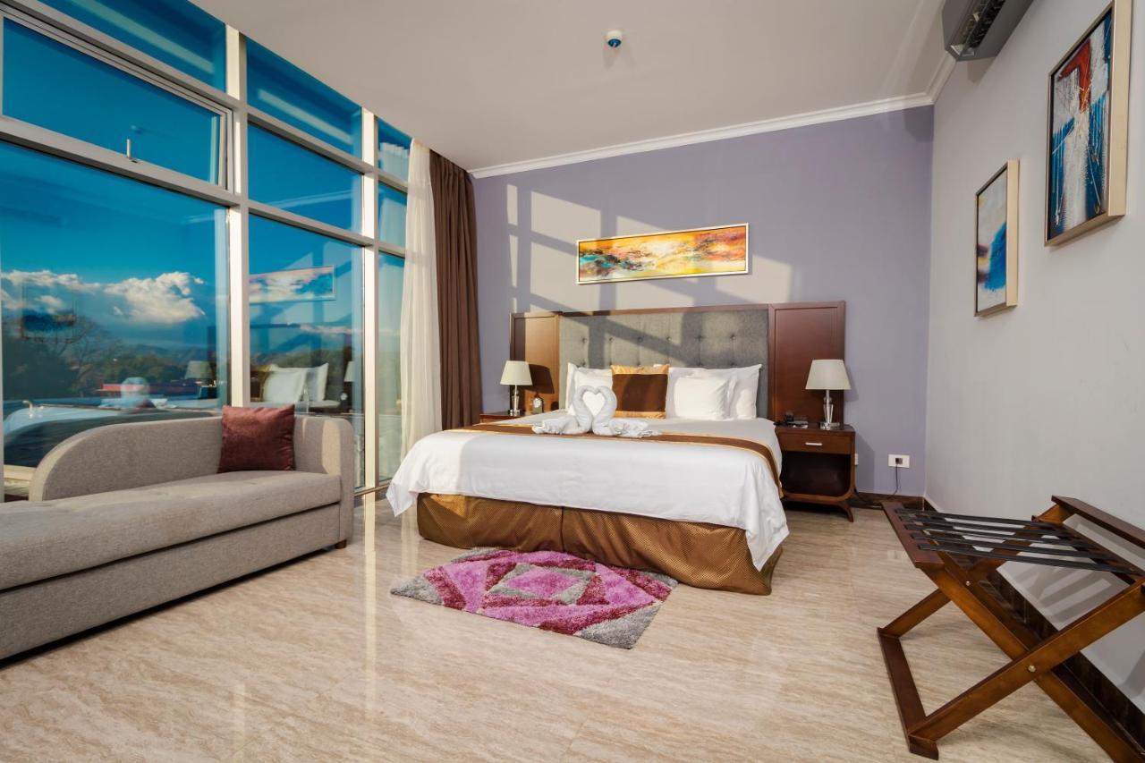 Hotel Plaza Hotel&suites David