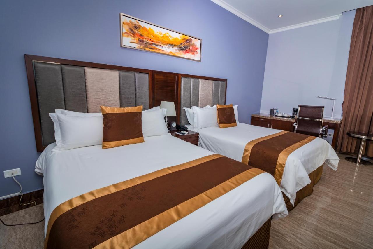 Plaza Hotel&suites Hotel 4*
